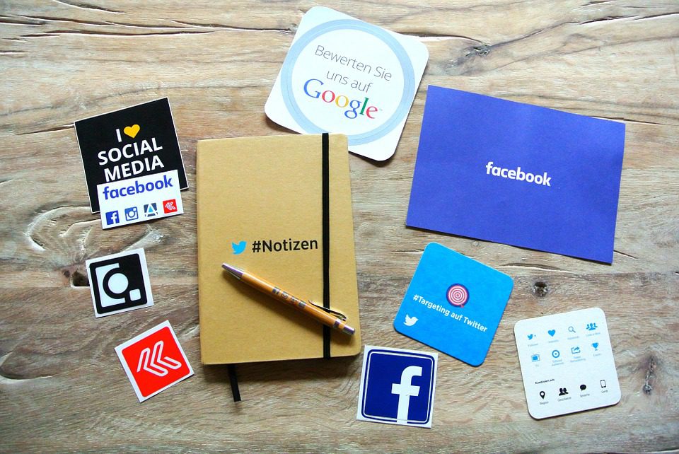 Rebrand Using Social Media Rebrand Using Social Media
